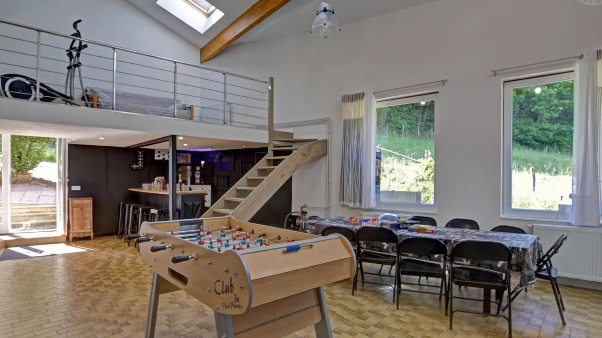 Maison De Campagne Avec Piscine, Spa Et Jeux Exterieurs Dans Le Haut Beaujolais - Fr-1-496-247 Belmont-de-la-Loire Franciaország