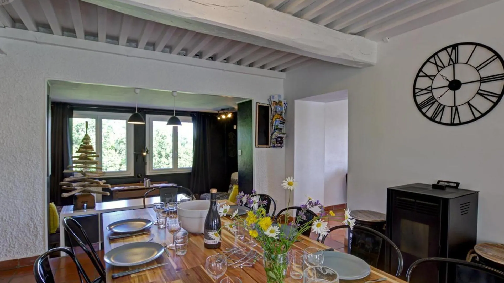 Holiday home Maison De Campagne Avec Piscine, Spa Et Jeux Exterieurs Dans Le Haut Beaujolais - Fr-1-496-247 Belmont-de-la-Loire
