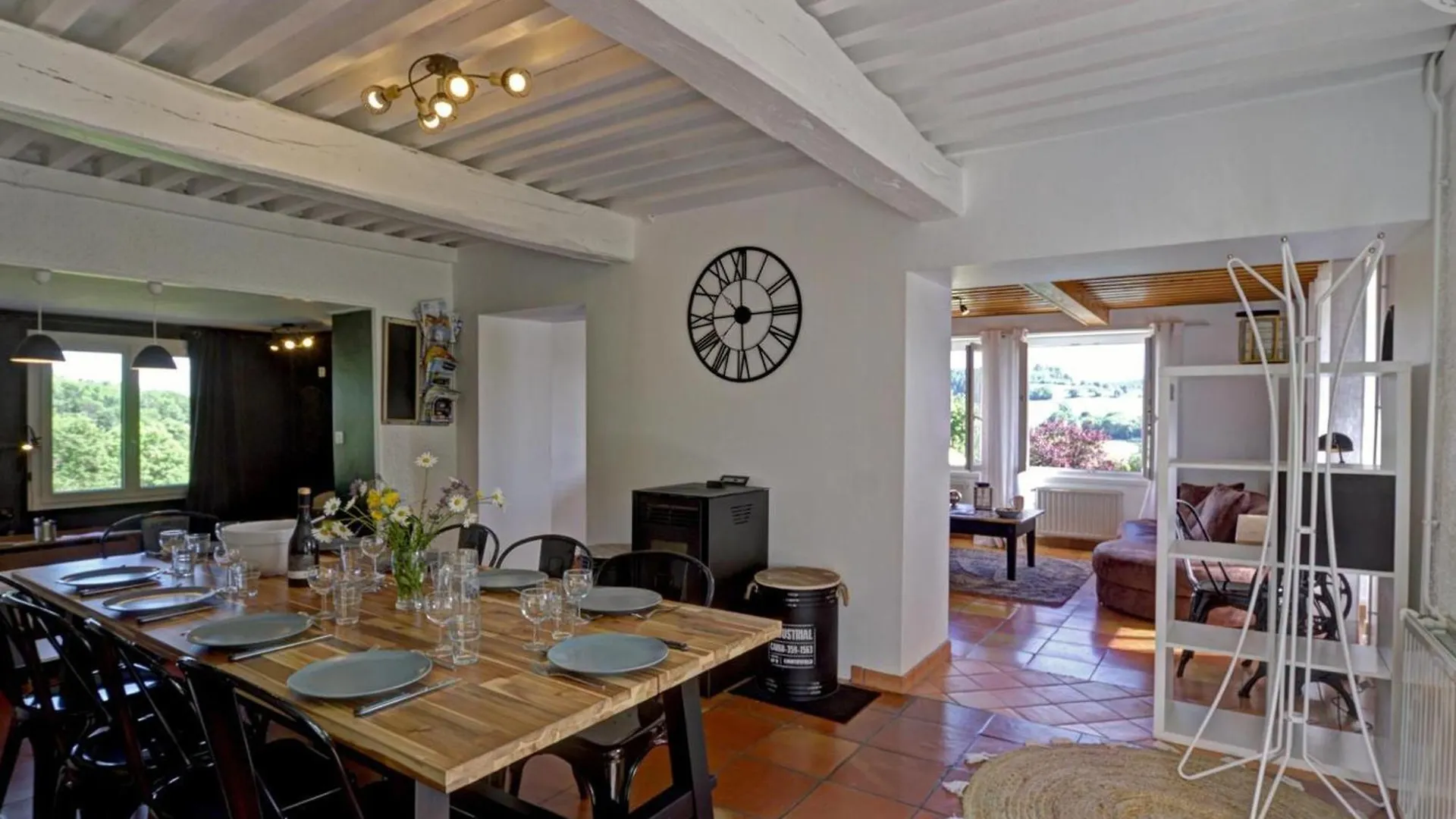 Nyaraló Maison De Campagne Avec Piscine, Spa Et Jeux Exterieurs Dans Le Haut Beaujolais - Fr-1-496-247 Belmont-de-la-Loire
